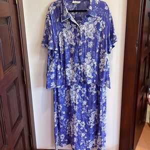 Dress barn Women 2. Piece dress/jacket